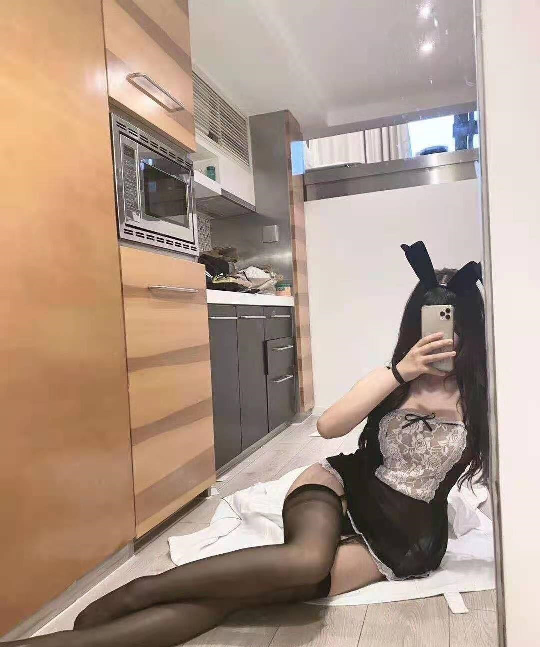 出击Cj制服小姐姐大兔子，高端妹子